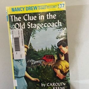 Nancy Drew Volume 37